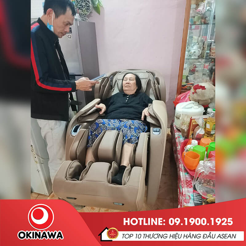 Hướng dẫn khách hàng sử dụng ghế massage Okinawa OS-900